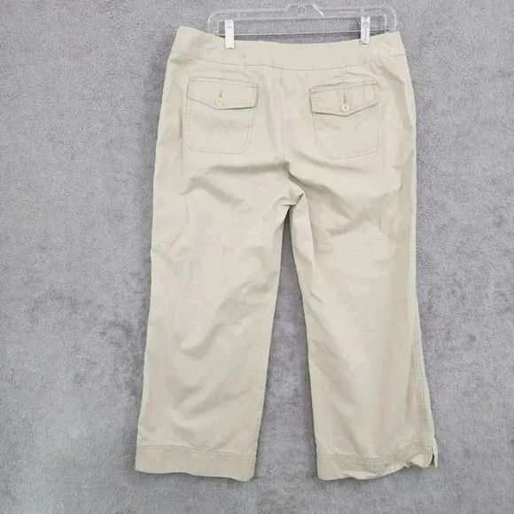 Eddie Bauer Women's Vashon Fit Khaki Crop Pants Size 12 ' 11CT - Picture 2 of 6